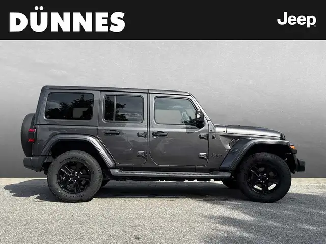 Jeep Wrangler view 3