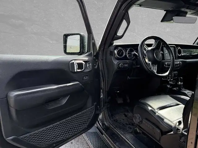 Jeep Wrangler view 5
