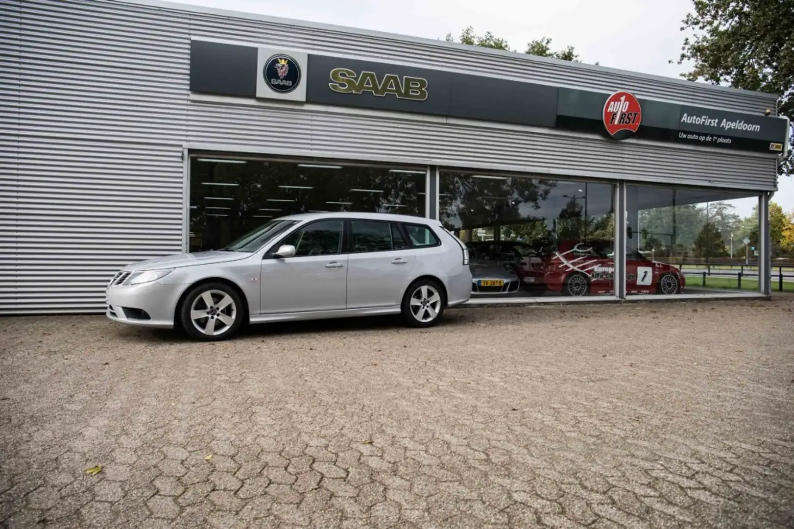 Saab 9-3 Sport Estate 2.0 Turbo Vector Automaat Youngtimer Grijs - 2