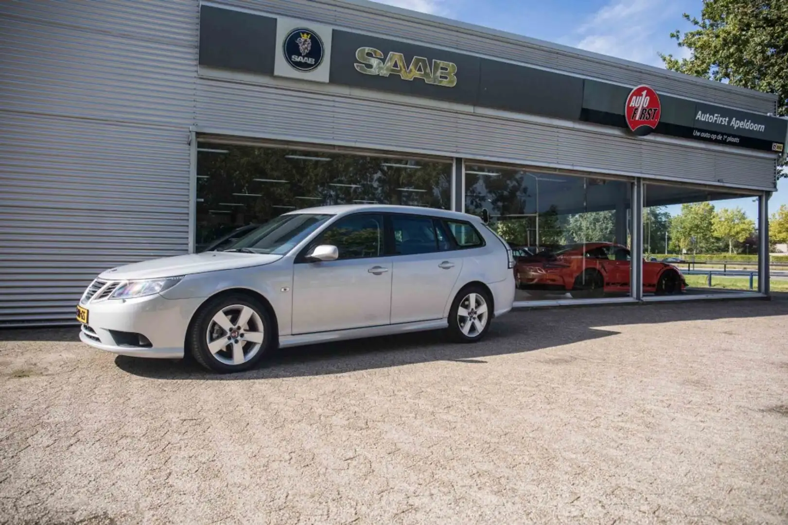 Saab 9-3 Sport Estate 2.0 Turbo Vector Automaat Youngtimer Grijs - 2