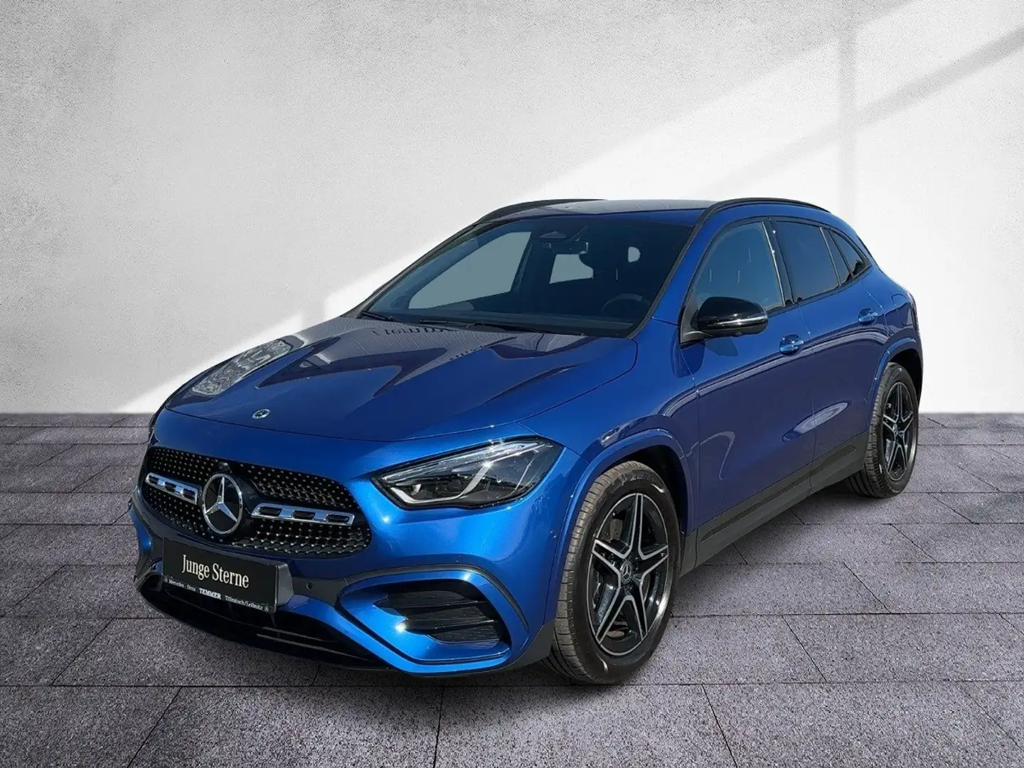 Mercedes-Benz GLA 200 d 4MATIC AMG-Line AHV LRHZG MBeam Night Blau - 2