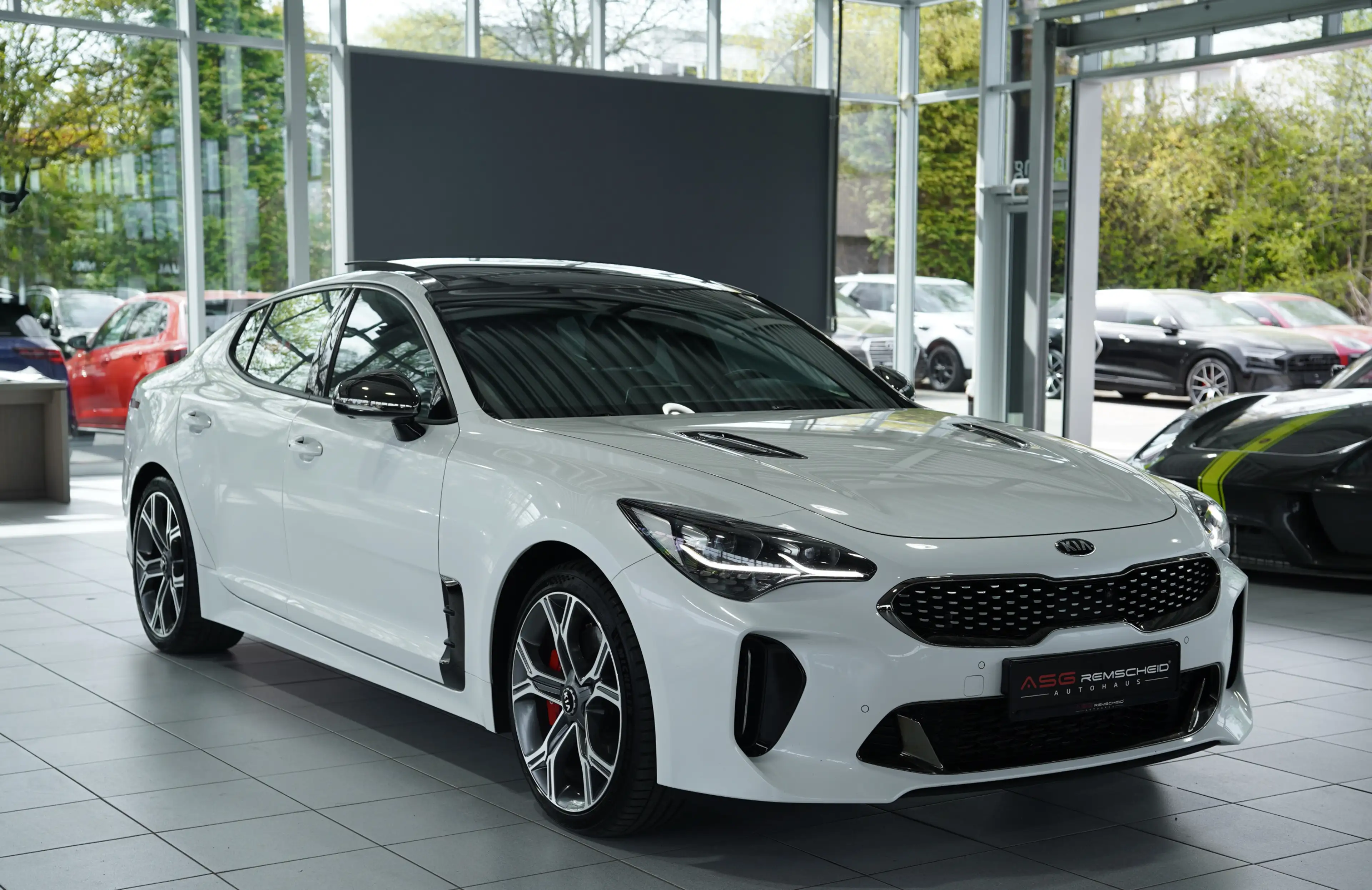 Kia Stinger GT 4WD *1.Hand *Pano *H&K *Memory *H-UP — photo 6