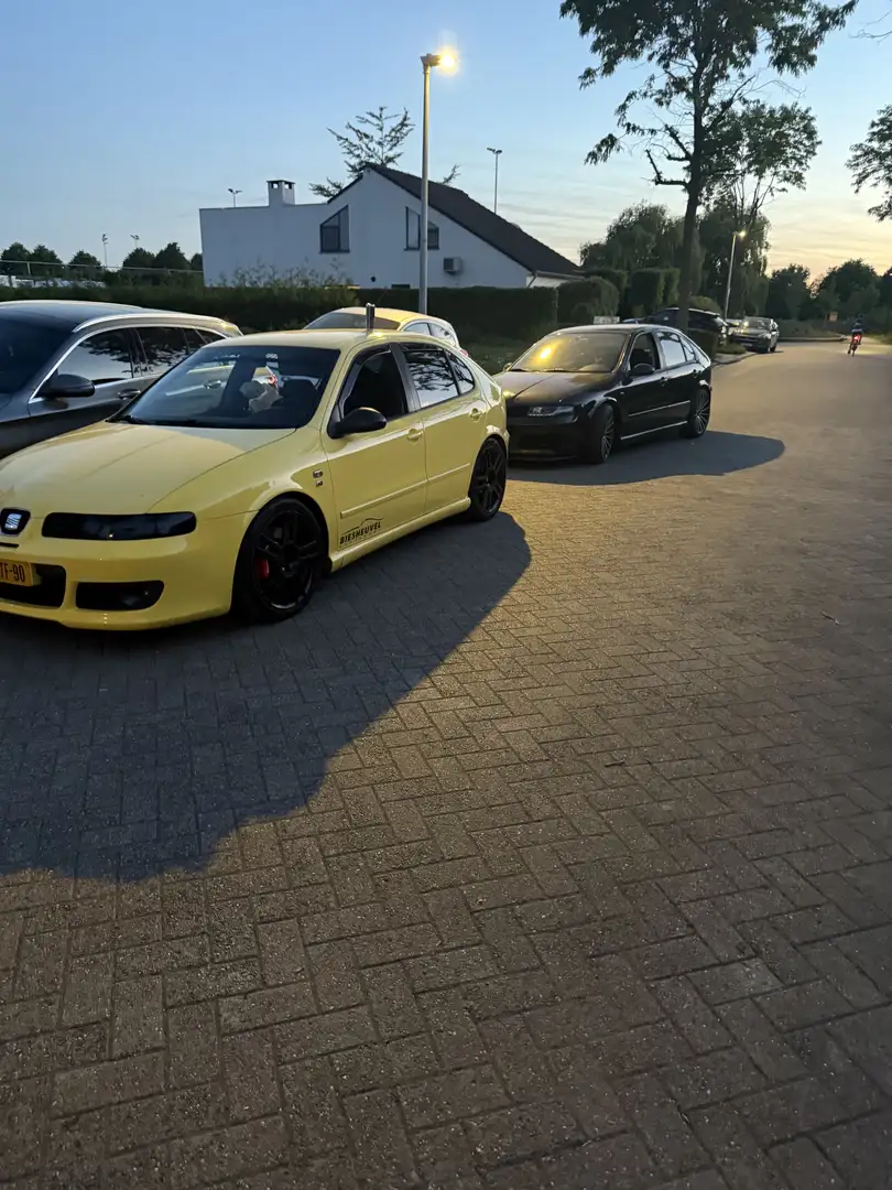 SEAT Leon 1.8-20V Cupra R Jaune - 2