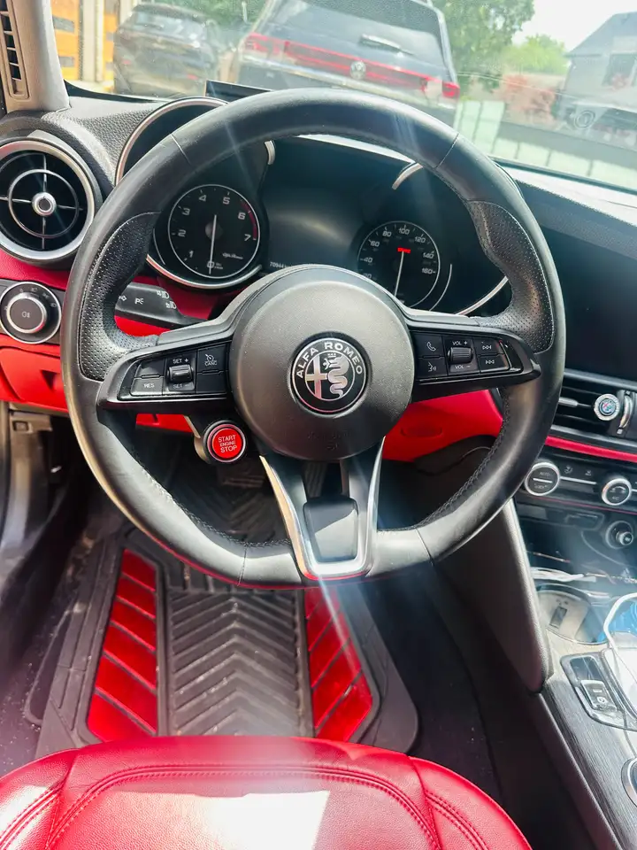 Alfa Romeo Giulia fotografie Alfa Romeo Giulia