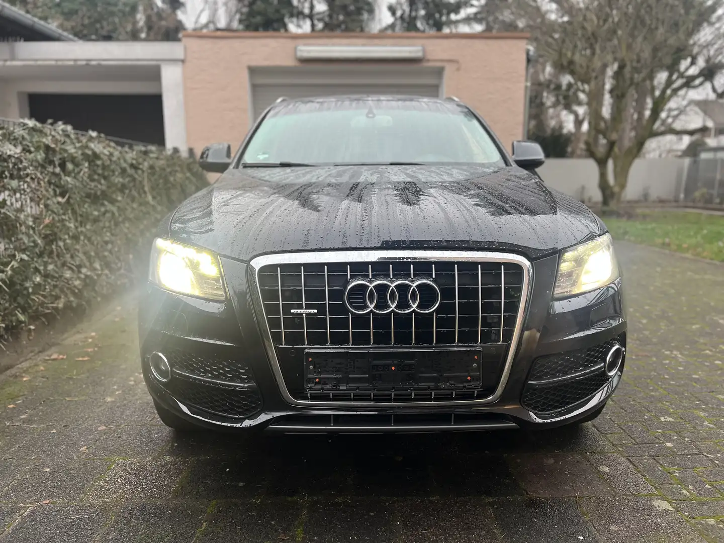 Audi Q5 3.0 TDI 176 kW quattro S-Line Leder AHK SHZ Schwarz - 2