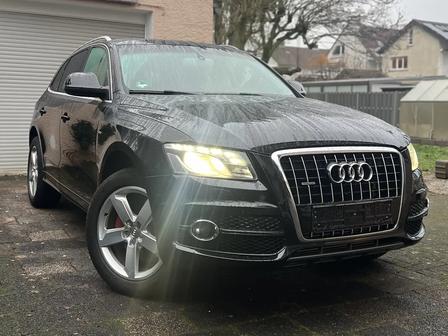 Audi Q5 3.0 TDI 176 kW quattro S-Line Leder AHK SHZ Schwarz - 1