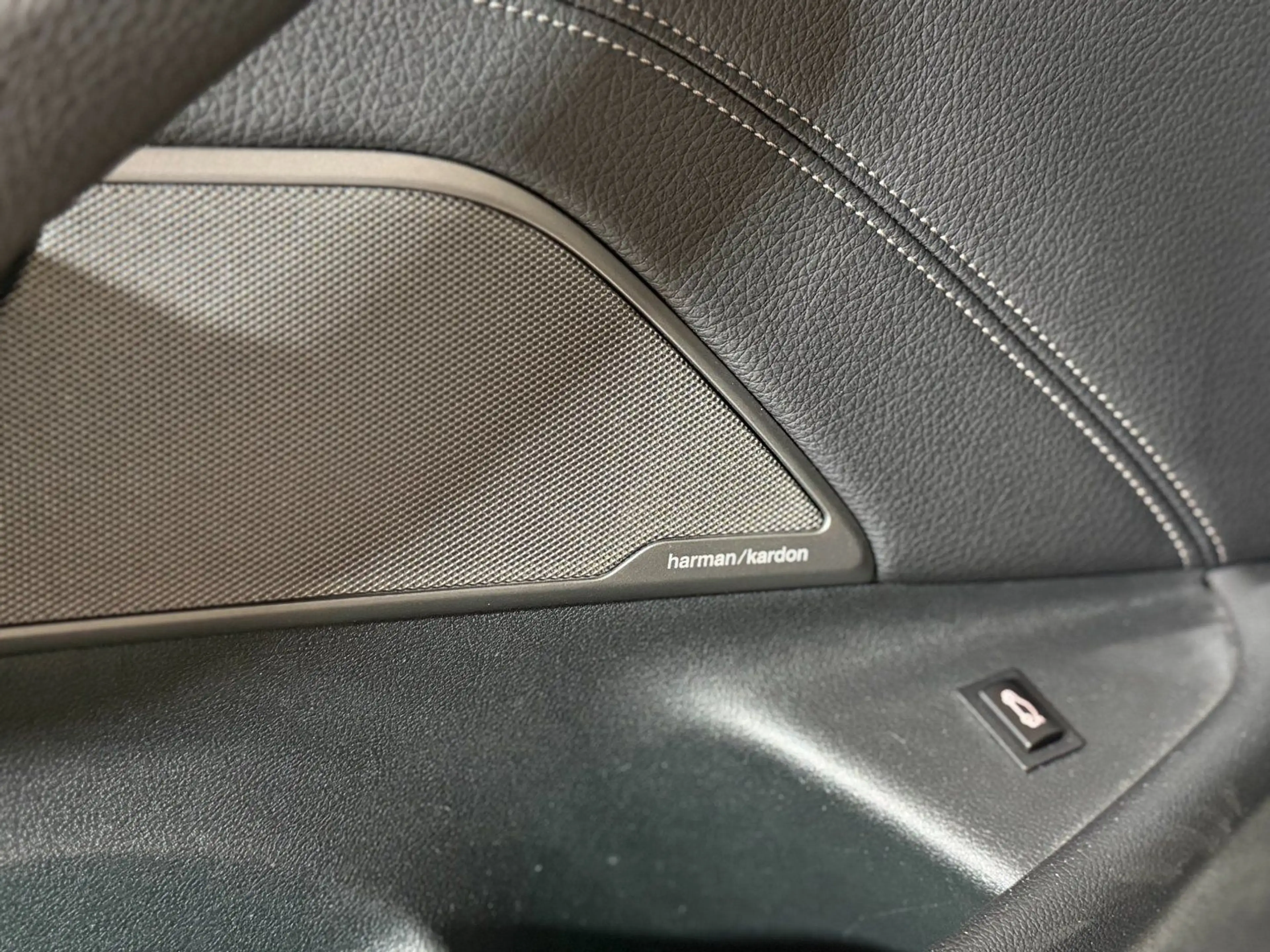 BMW 530 G30 530d M Sport — photo 15