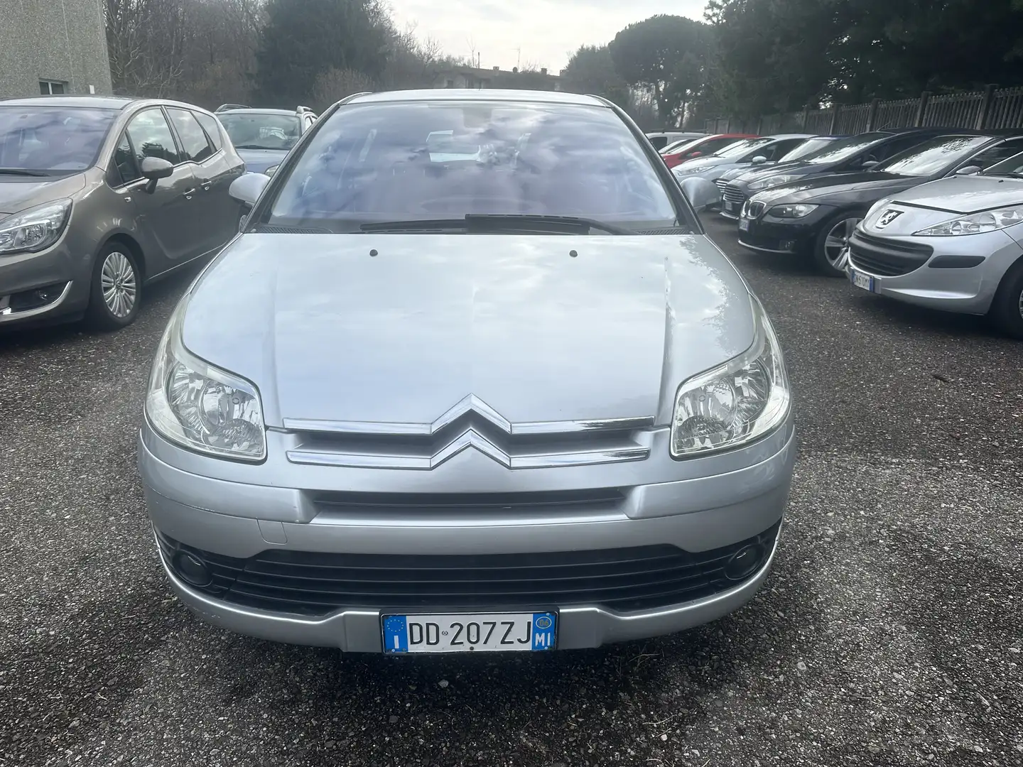 Citroen C4 1.6 16v Elegance auto Argento - 1