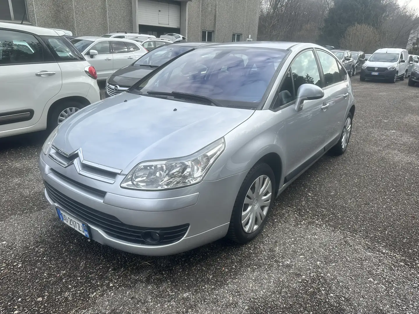 Citroen C4 1.6 16v Elegance auto Argento - 2