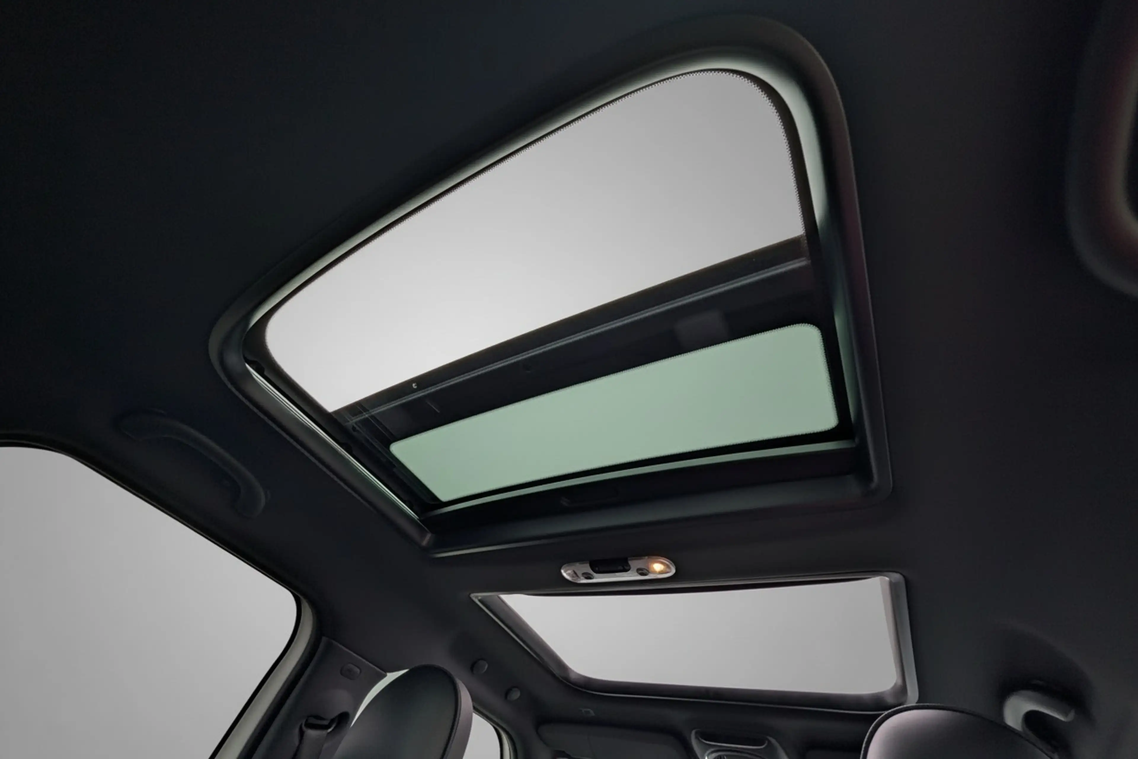 MINI Cooper SE Countryman 1.5 ALL4 PHEV Chili JCW Panorama Head-Up — photo 45