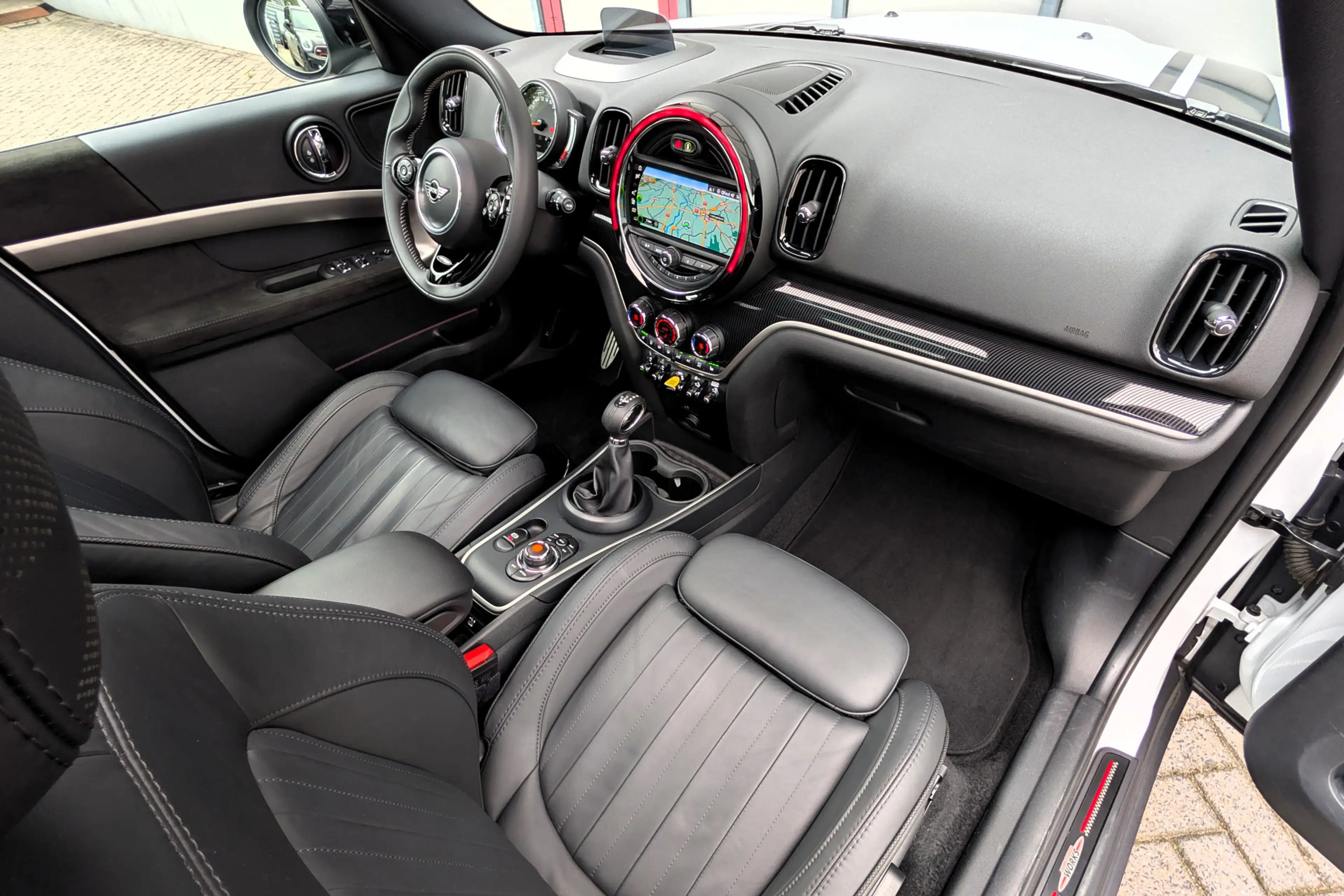 MINI Cooper SE Countryman 1.5 ALL4 PHEV Chili JCW Panorama Head-Up — photo 11