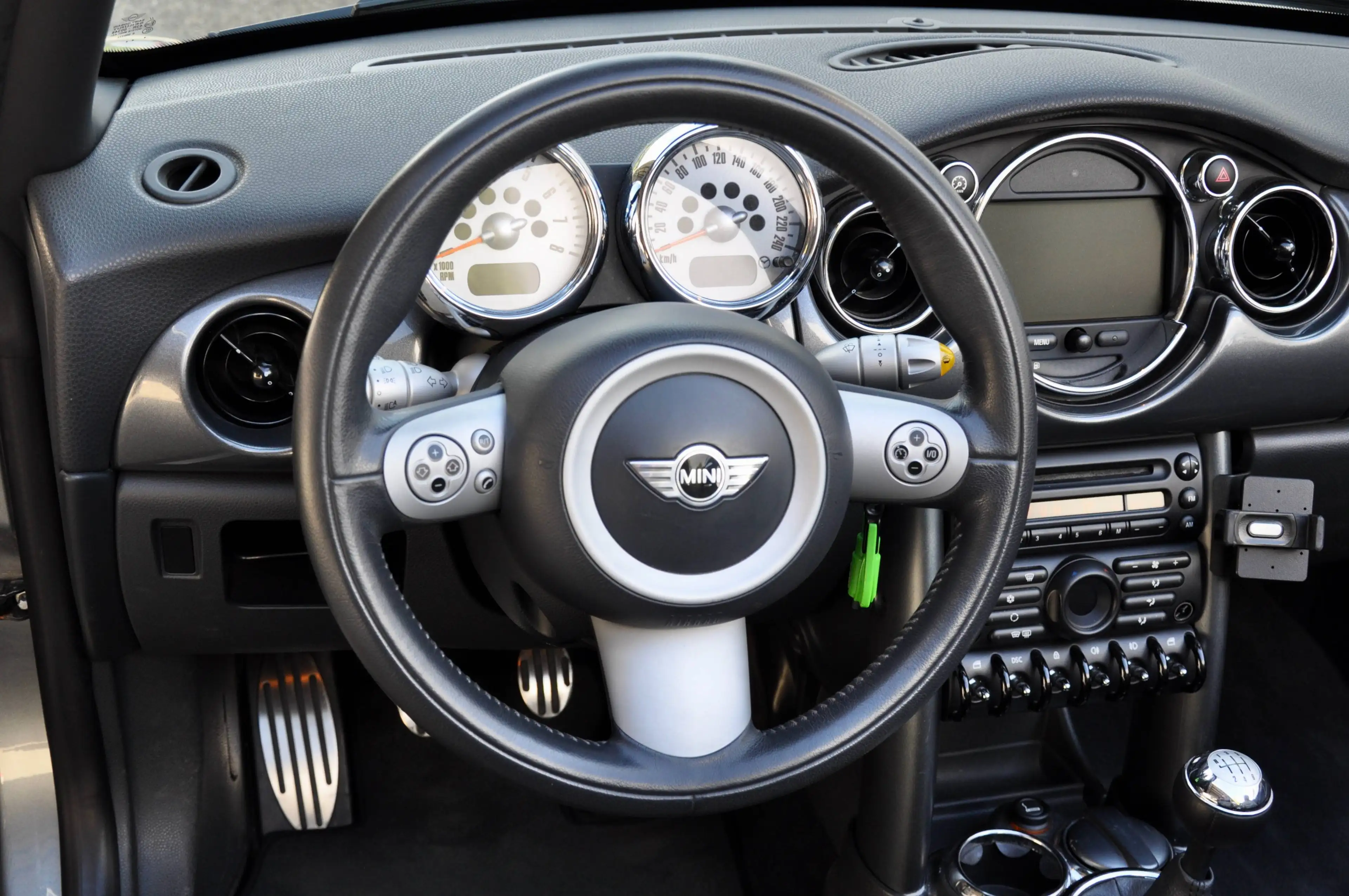 MINI Cooper Cabrio S R52 1.6i 163cv ** ETAT JUSTE EXCEPTIONNELLE  ** — photo 12