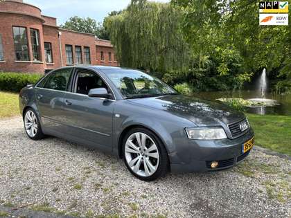Audi A4 Limousine 3.0 quattro Exclusive