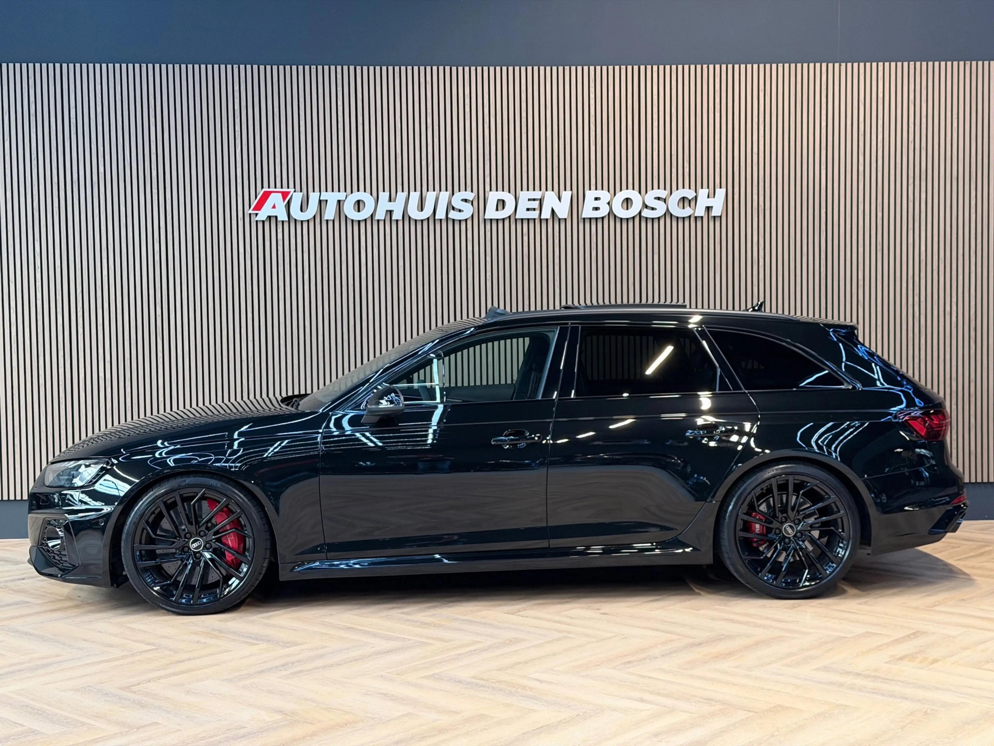 Audi RS4 A4 Avant 2.9 TFSI Quattro - Keramic - Pano - B&O — photo 3