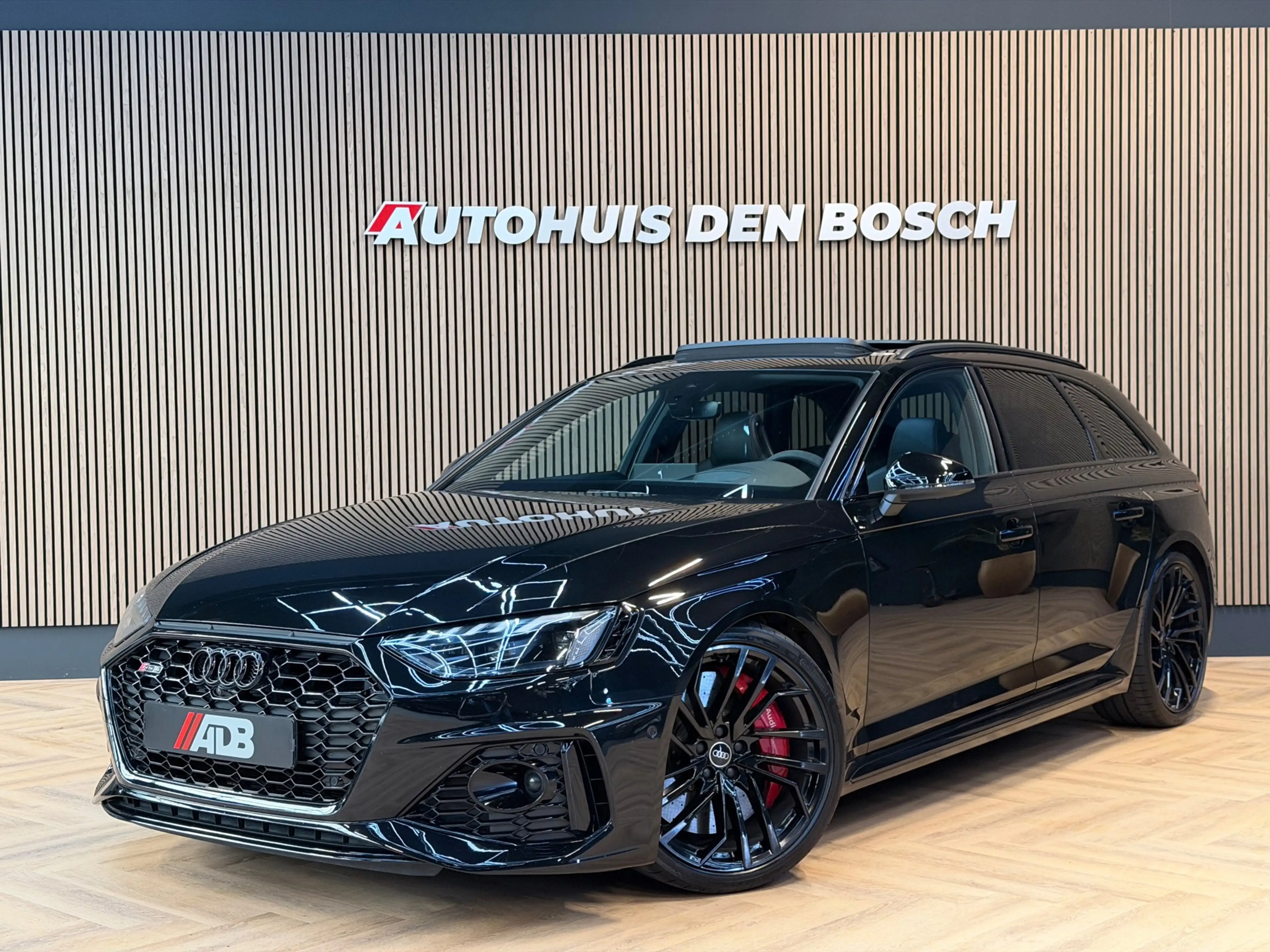 Audi RS4 A4 Avant 2.9 TFSI Quattro - Keramic - Pano - B&O