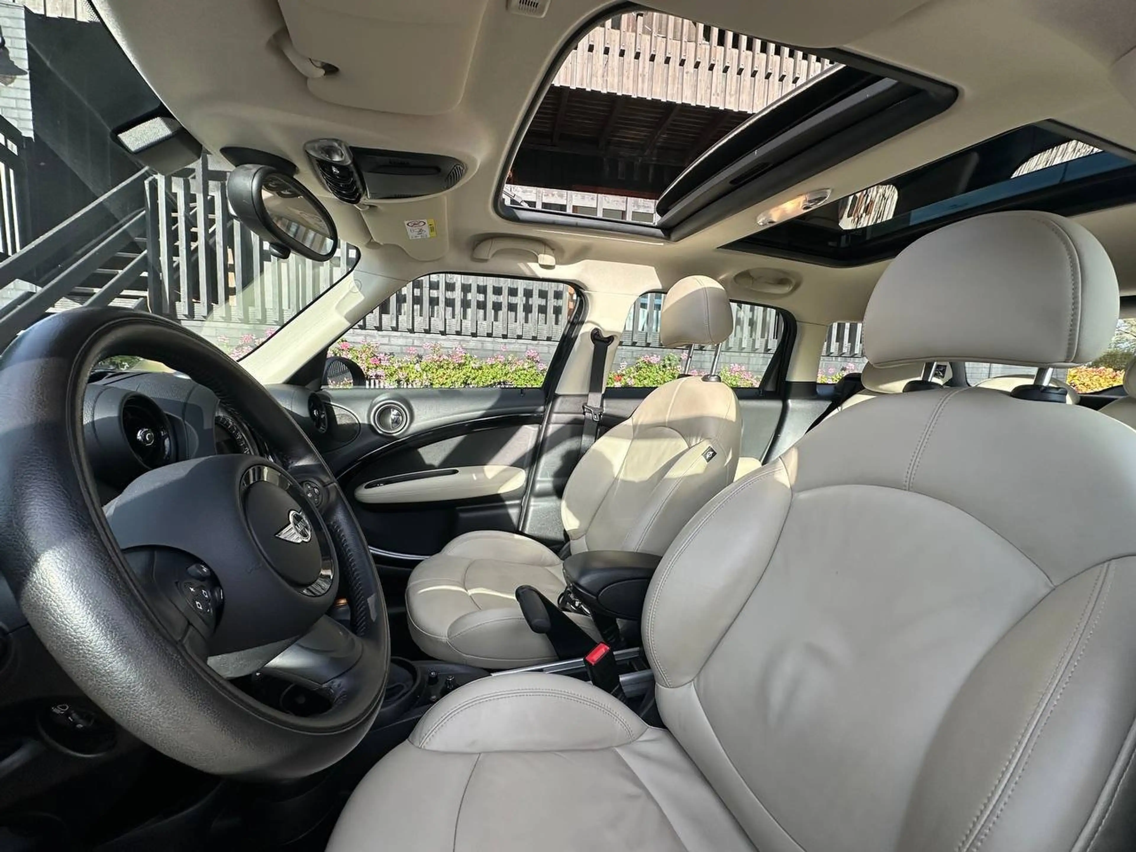 MINI One Countryman Mini Countryman 1.6i One * TOIT PANO OUVRANT!!! * — photo 10