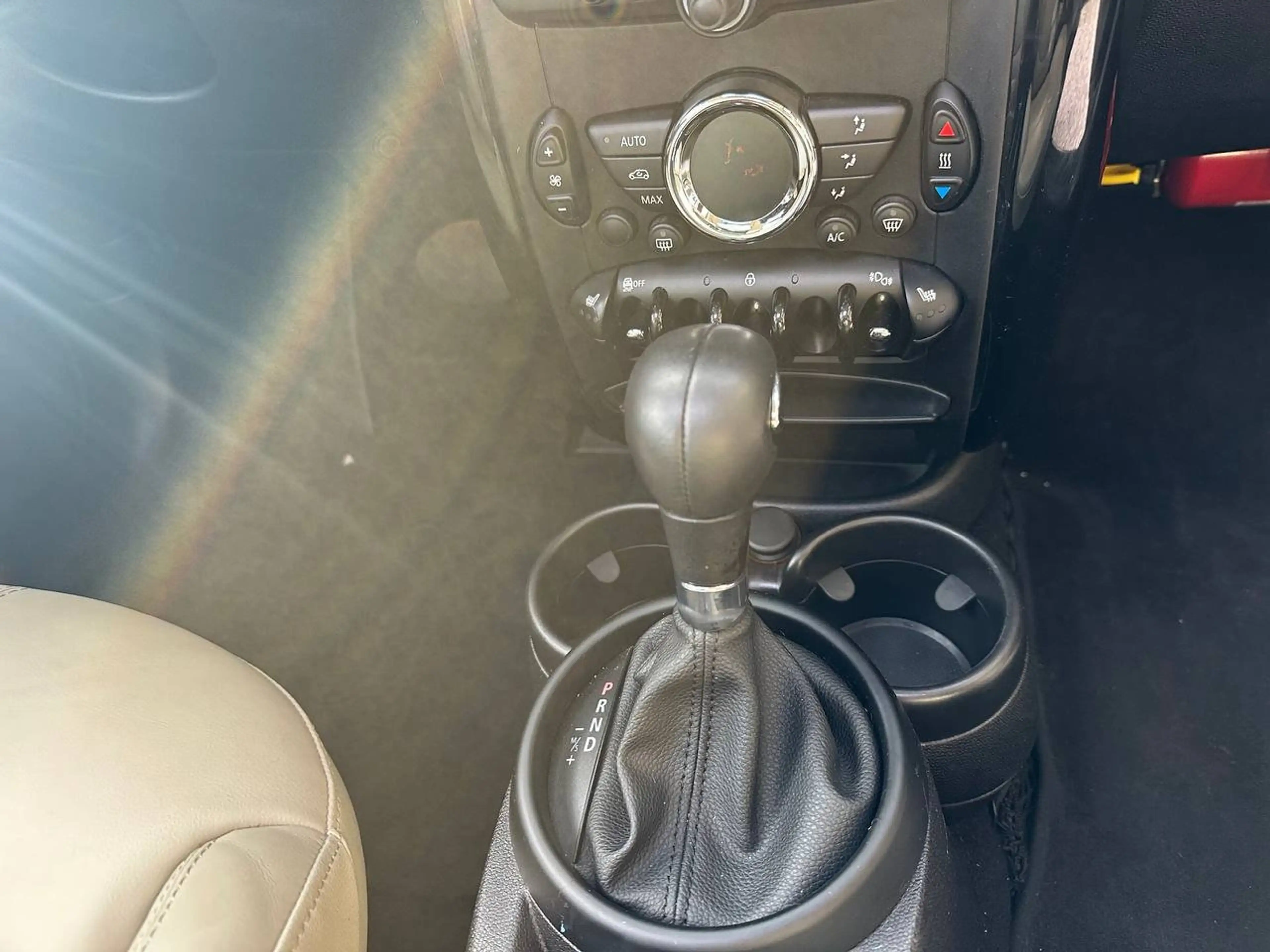 MINI One Countryman Mini Countryman 1.6i One * TOIT PANO OUVRANT!!! * — photo 14
