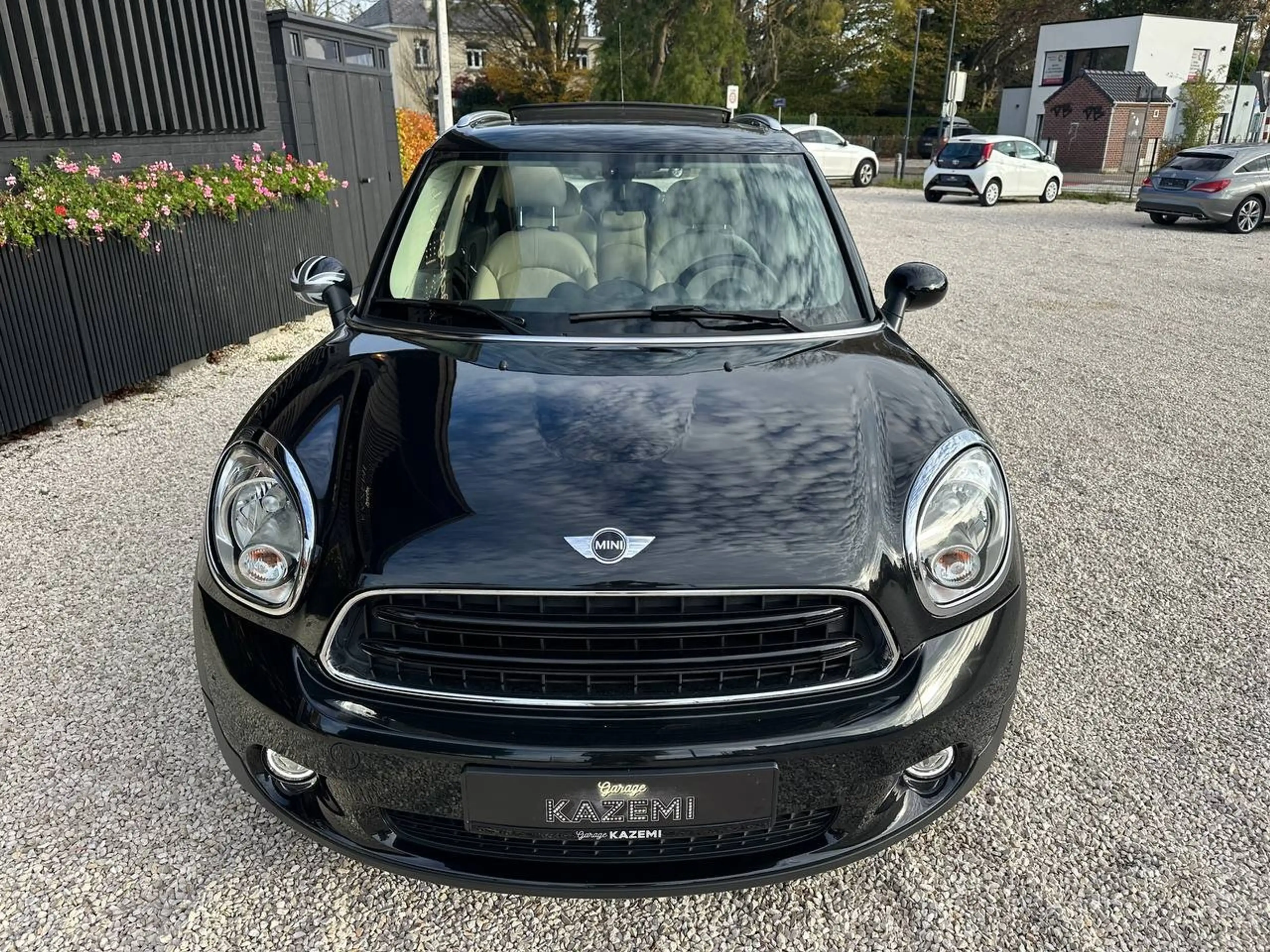 MINI One Countryman Mini Countryman 1.6i One * TOIT PANO OUVRANT!!! * — photo 3