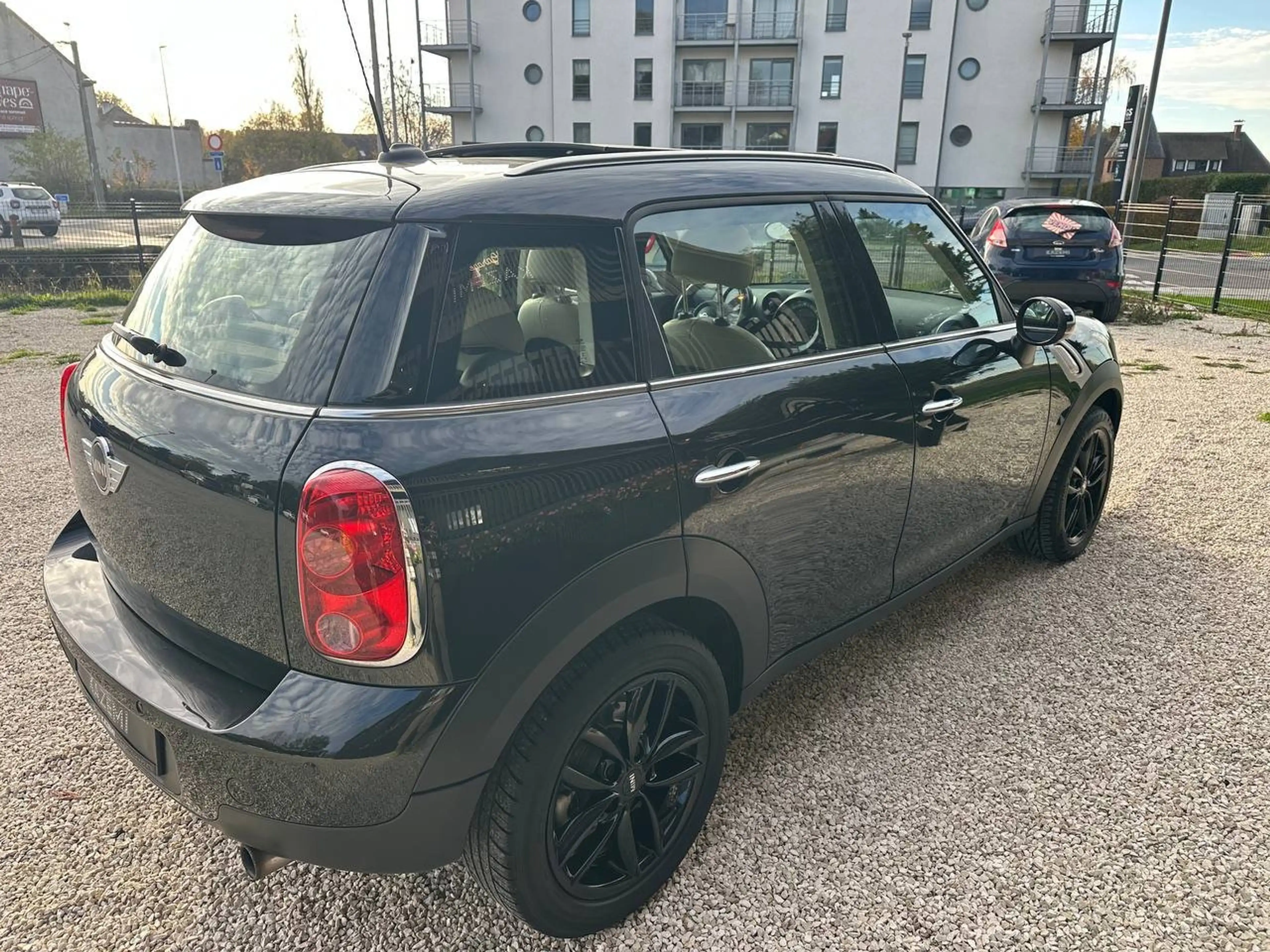 MINI One Countryman Mini Countryman 1.6i One * TOIT PANO OUVRANT!!! * — photo 5