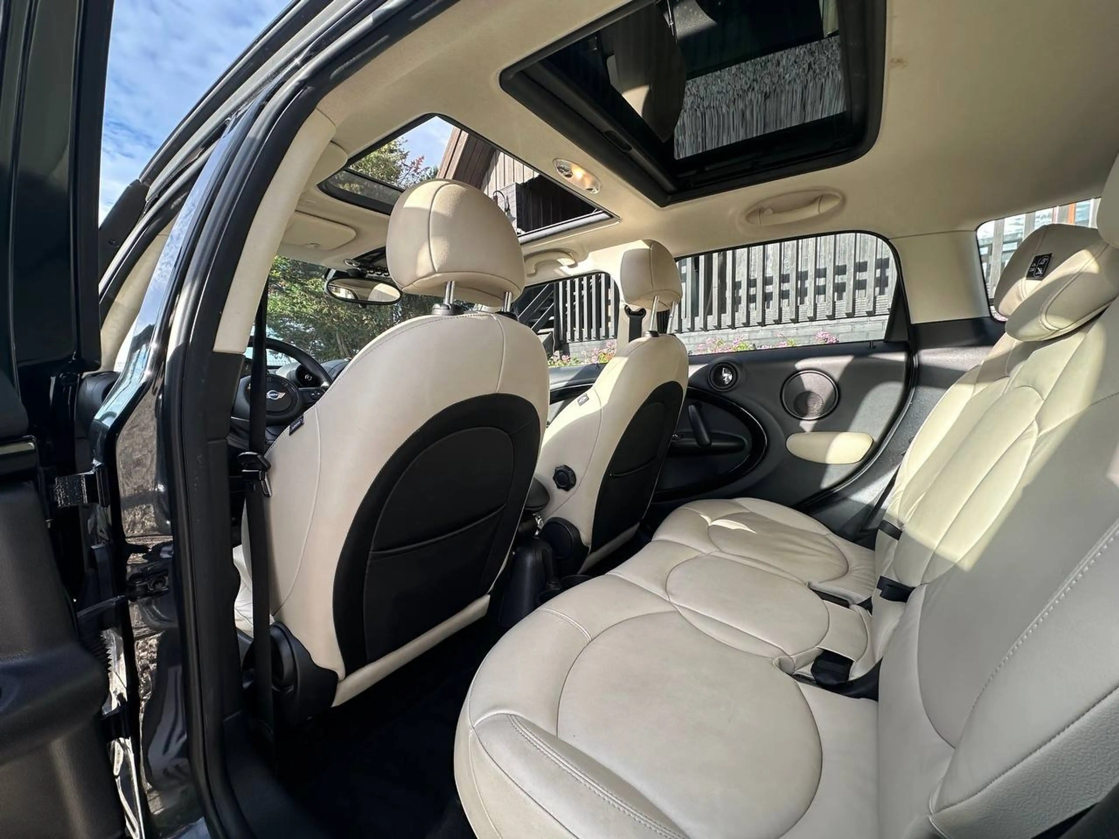 MINI One Countryman Mini Countryman 1.6i One * TOIT PANO OUVRANT!!! * — photo 15