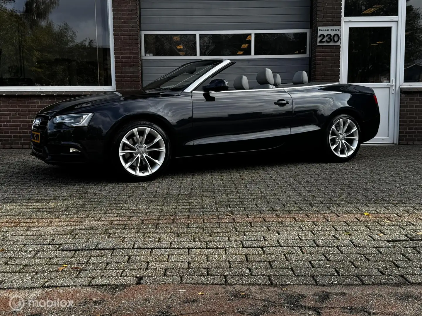 Audi A5 Cabriolet 1.8 TFSI LEDER/ECC-AIRCO/CRUISE/PDC Blauw - 1