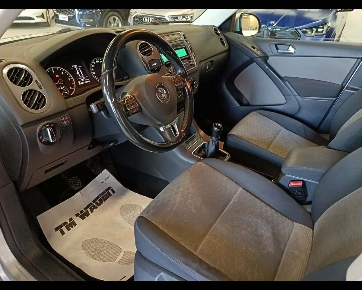 2012 Volkswagen Tiguan 2.0 TDI Plus 110 CV Trend & Fun BlueMotion Tech., photograph 10
