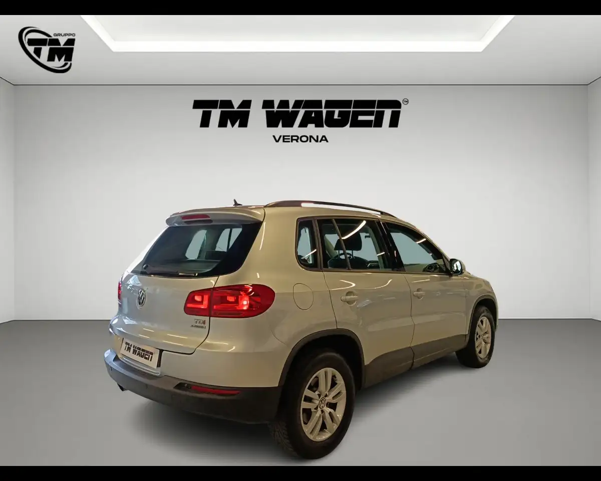 2012 Volkswagen Tiguan 2.0 TDI Plus 110 CV Trend & Fun BlueMotion Tech., photograph 5
