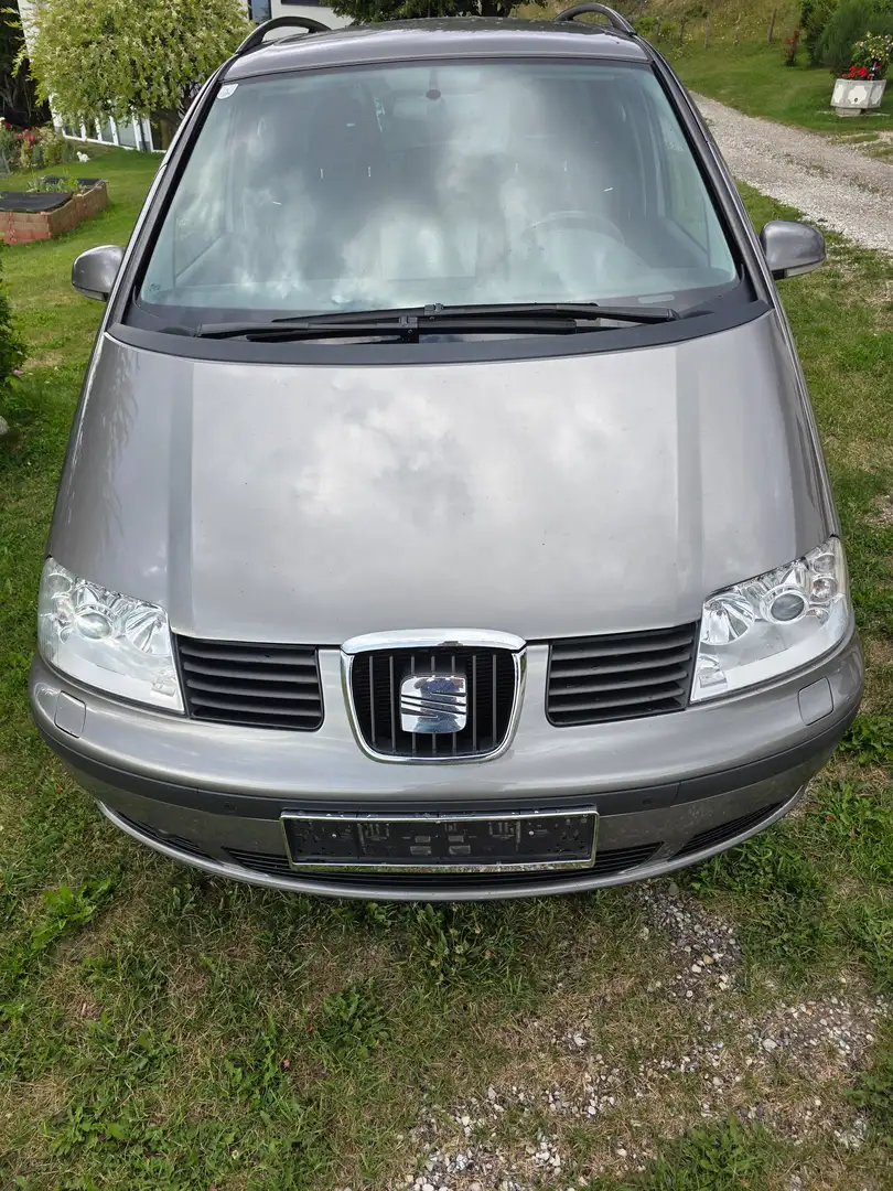 SEAT Alhambra Alhambra4 Stylance Luxus 1,9 TDI PD Stylance Luxus Grau - 2