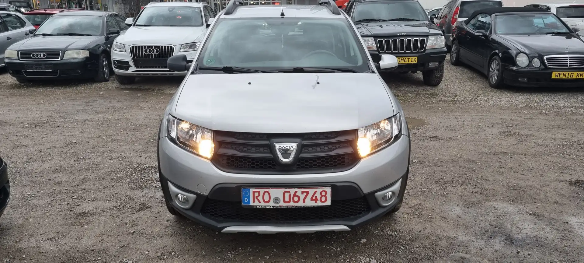 Dacia Sandero Stepway Ambiance II Gri - 1