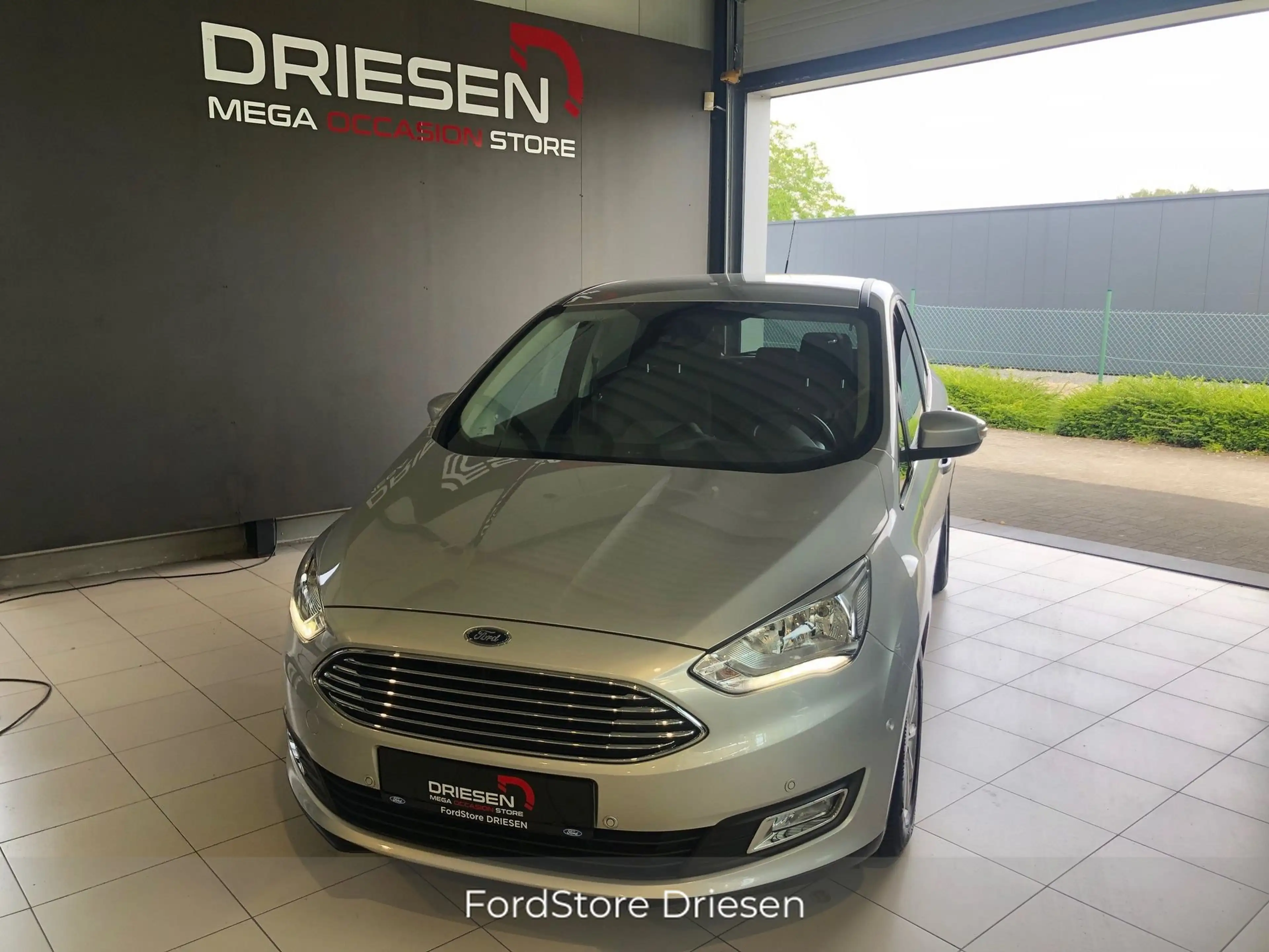 Ford C-Max EcoBoost Titanium 1.0i 125pk BIJ DRIESEN BREE 089/461610