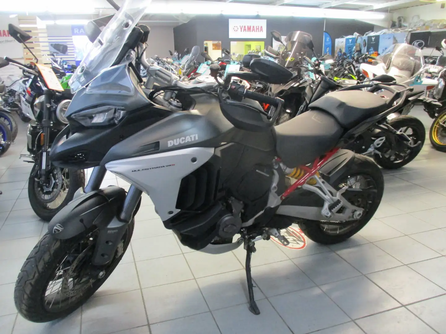 Ducati Multistrada V4 S Gri - 2