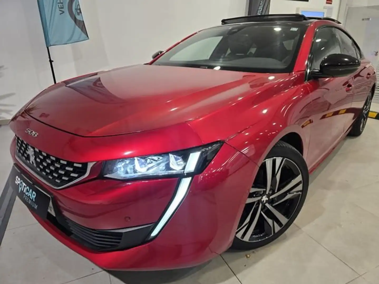 Peugeot 508 5P GT Pack 180 S&S EAT8 Rojo - 2
