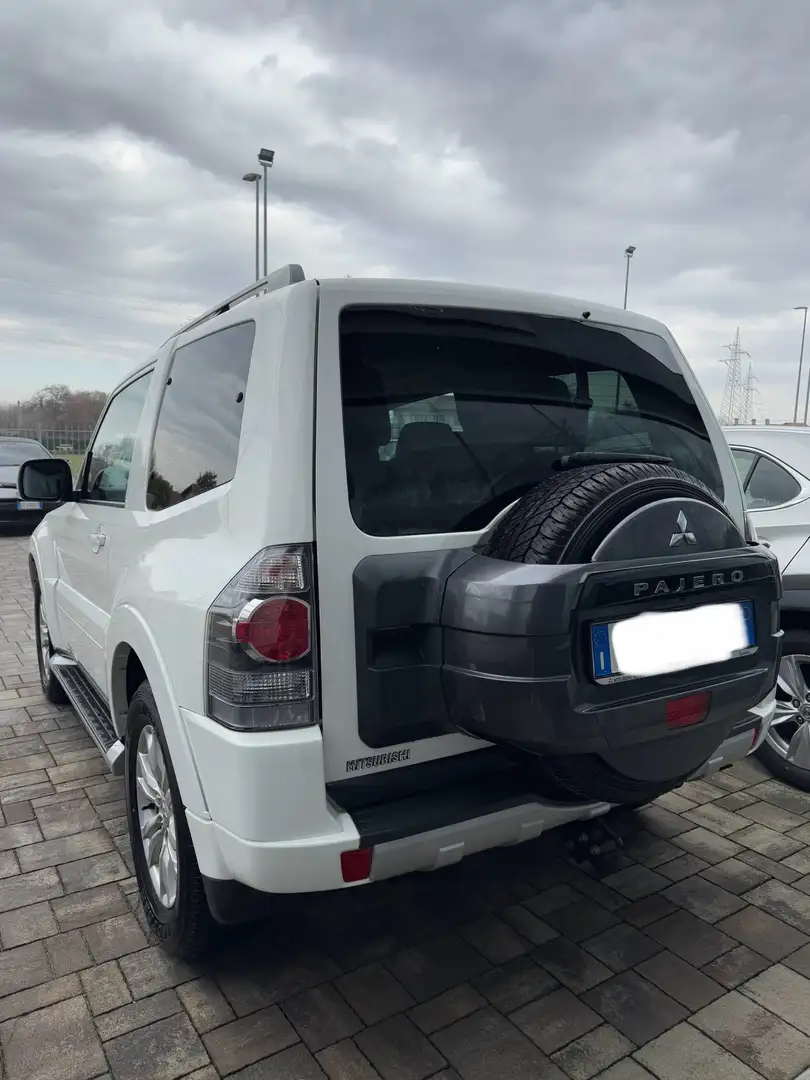Mitsubishi Pajero Pajero 3.2 cr Instyle 3p auto Білий - 2