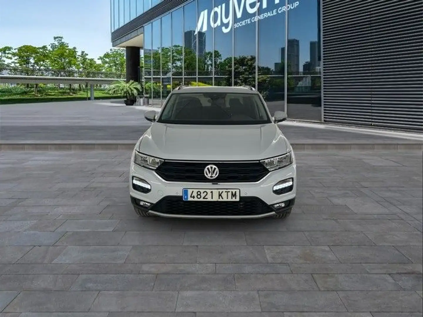 Volkswagen T-Roc 1.5 TSI Advance Plateado - 2