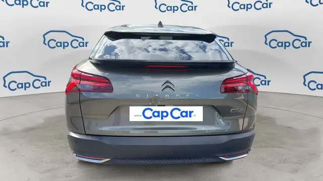 Citroen C5 X view 3