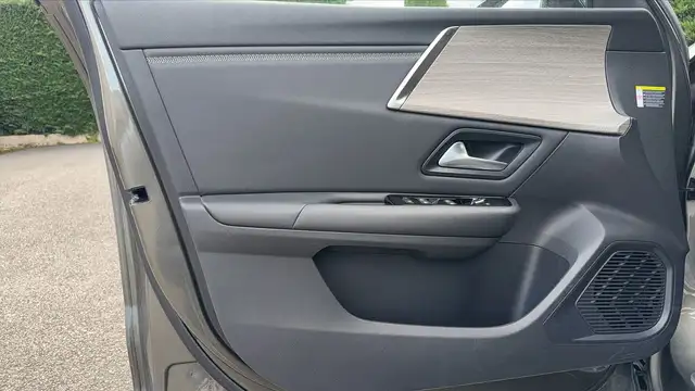 Citroen C5 X view 7