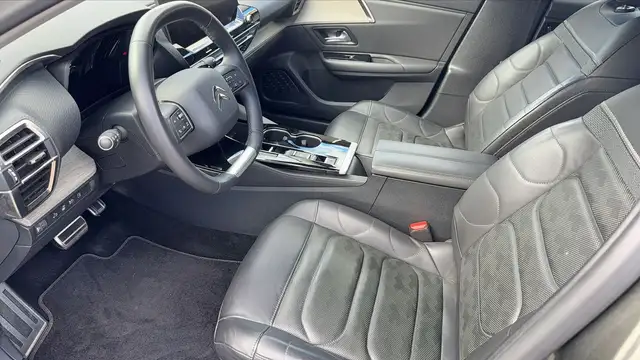 Citroen C5 X view 8