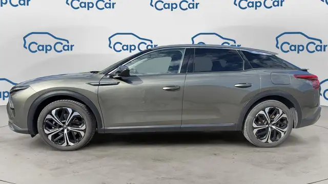 Citroen C5 X view 2