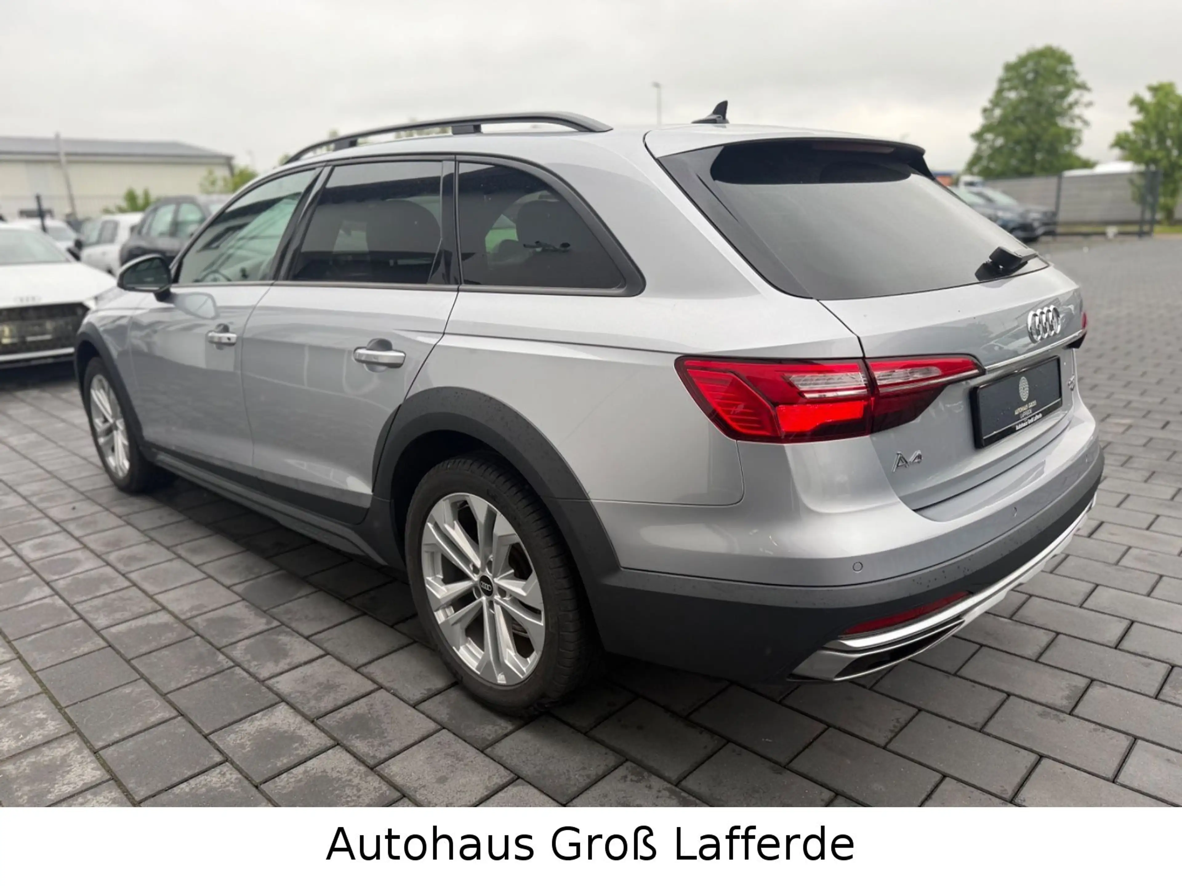 Audi A4 allroad quattro 40 TDI AHK SHZ VC Leder — photo 8