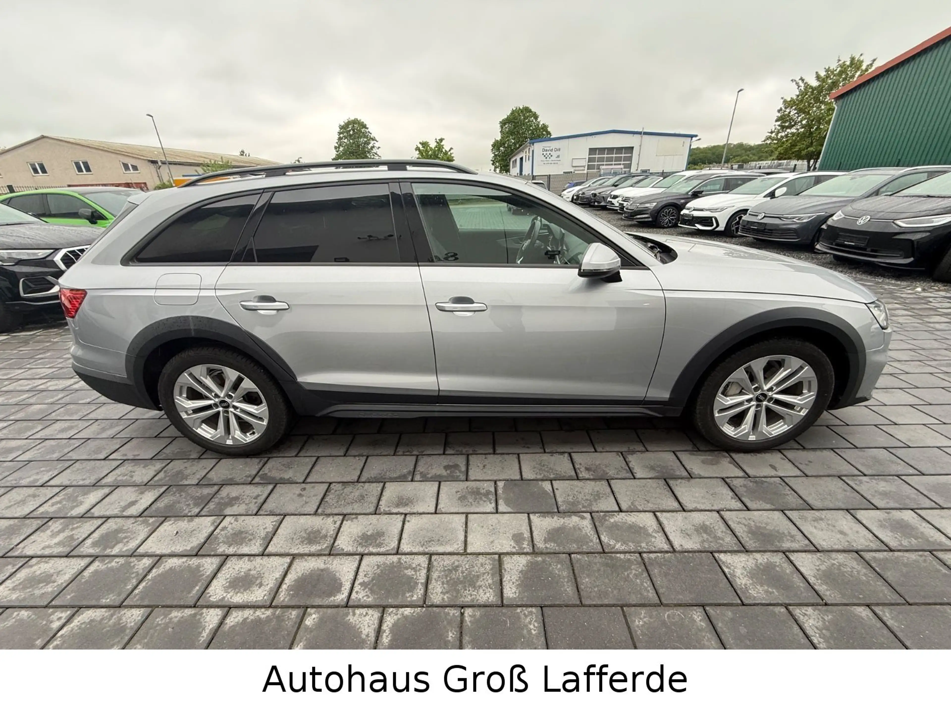 Audi A4 allroad quattro 40 TDI AHK SHZ VC Leder — photo 4