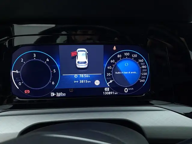 Volkswagen Golf view 12