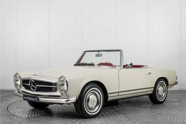 Mercedes-Benz SL 230 Pagode .
