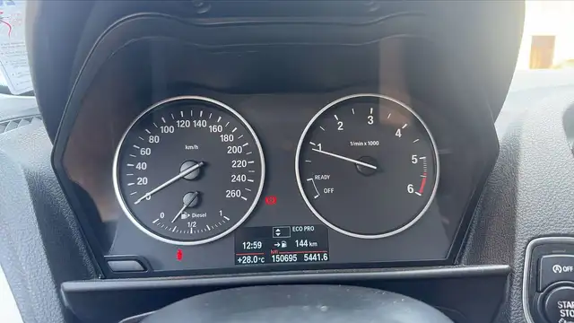 BMW 1 Series view 12