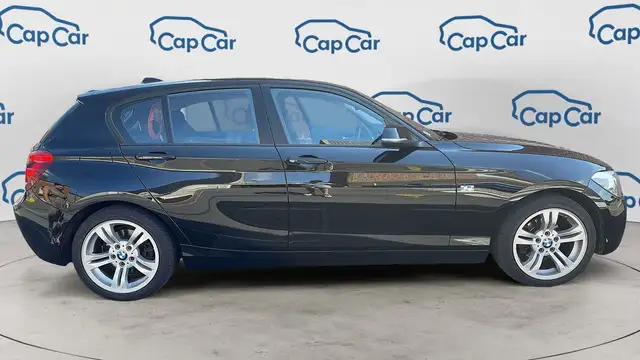 BMW 1 Series view 4