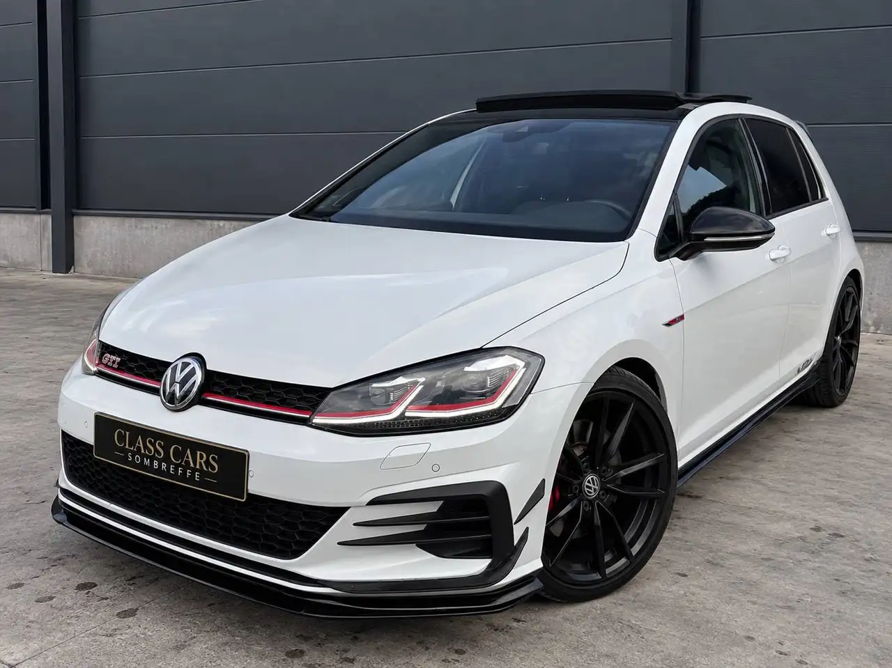 Volkswagen Golf GTI