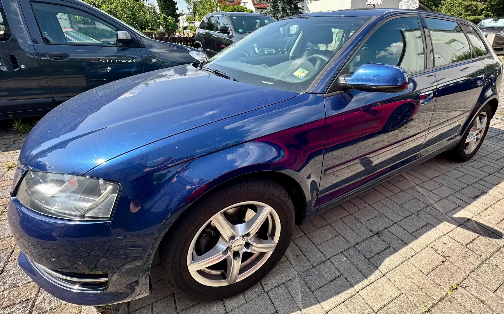 Audi A3 1.4 TFSI Attraction Bleu - 2