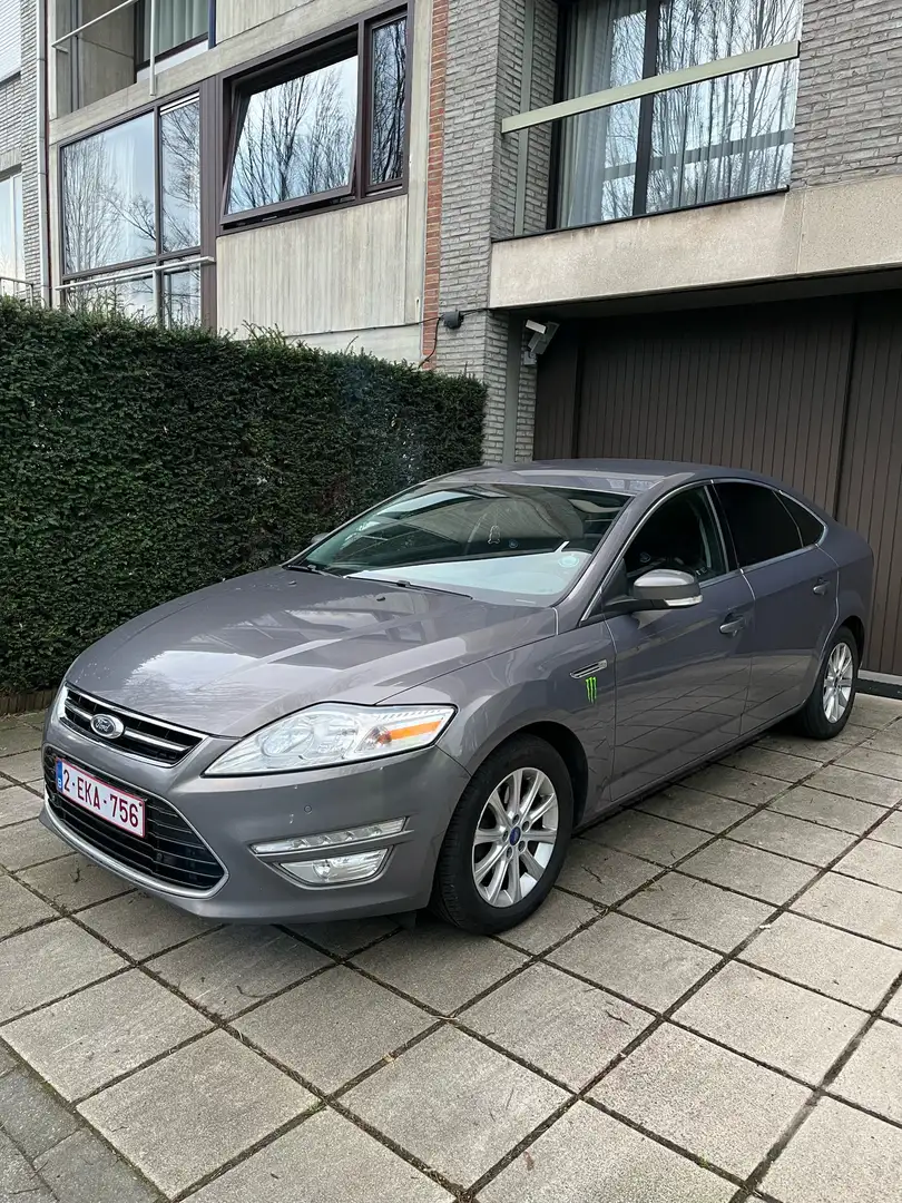 Ford Mondeo 2.0 TDCi Business Edition Zilver - 1