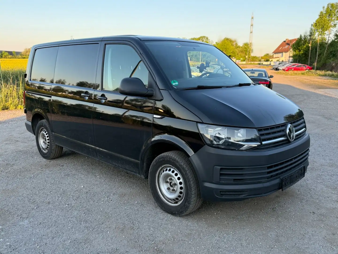 Volkswagen T6 Transporter Kasten-Kombi *Flügeltüren * Klima Noir - 1