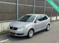 Volkswagen Polo 1.4-16V Turijn NAP/APK/AIRCO Gris - thumbnail 2