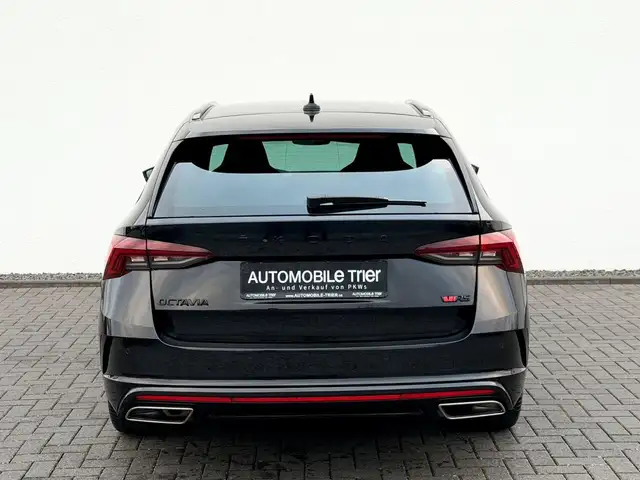Skoda Octavia view 6